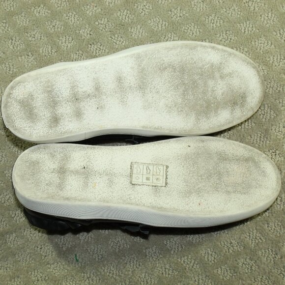 Kate Spade Women's Lilly Sneakers Size 8M Black Leather Casual Ruffled Slip-On - Picture 6 of 6